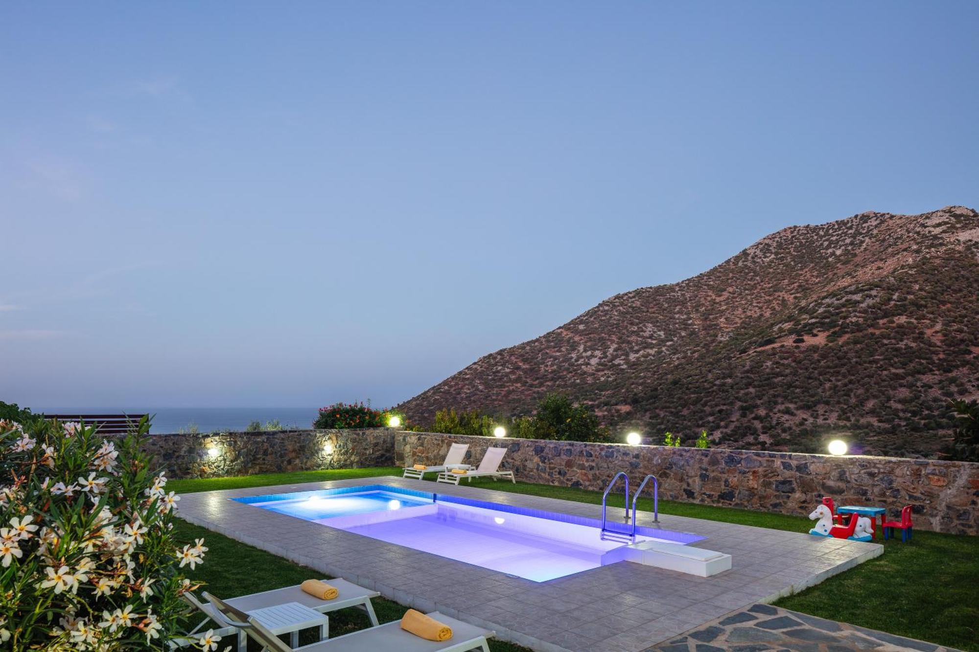 Real Dream Villas, Cretan Gems With Seaviews, By Thinkvilla Bali  Exterior photo