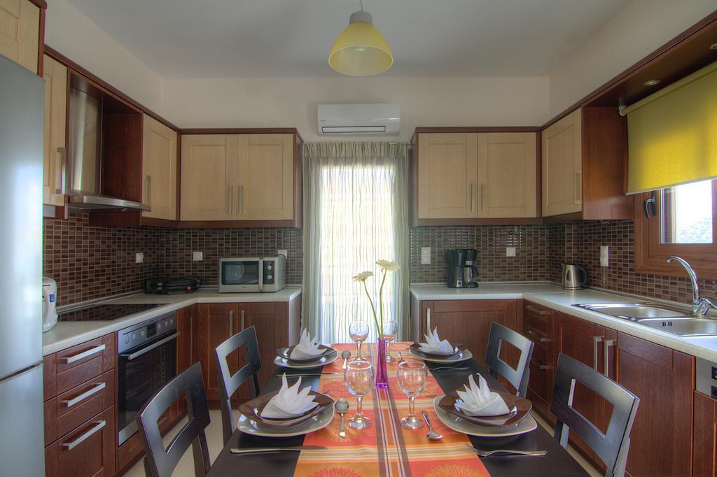 Real Dream Villas, Cretan Gems With Seaviews, By Thinkvilla Bali  Exterior photo
